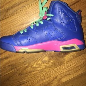 Jordan Retro 6 Royale